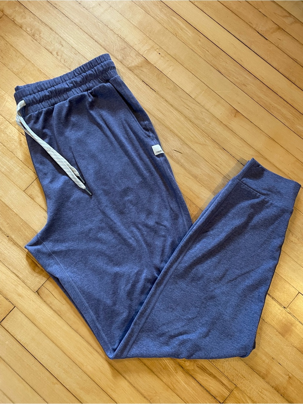 VUORI Women’s Performance Jogger DreamKnit Relaxed Slim Fit Pockets Blue Heather